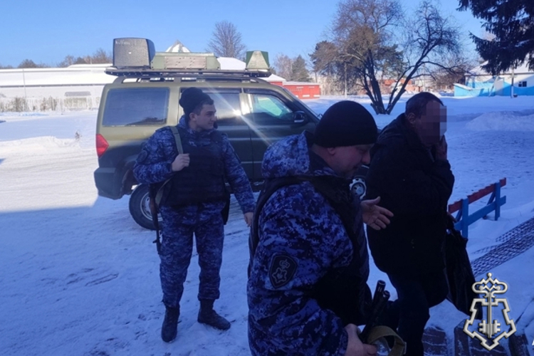 Белгородские росгвардейцы спасли мужчину, пострадавщего в результате атаки дрона ВСУ