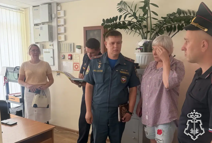 Белгородские росгвардейцы проверяют избирательные участки накануне выборов 