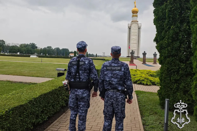  Росгвардейцы обеспечили охрану общественного порядка в период проведения мероприятий посвящённых 83 годовщине Прохоровского танкового сражения 