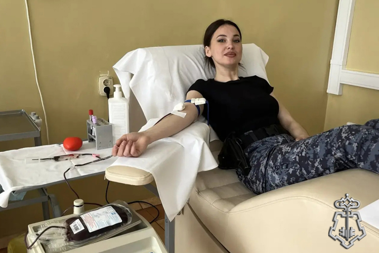 В Новом Осколе сотрудники Росгвардии пополнили банк донорской крови