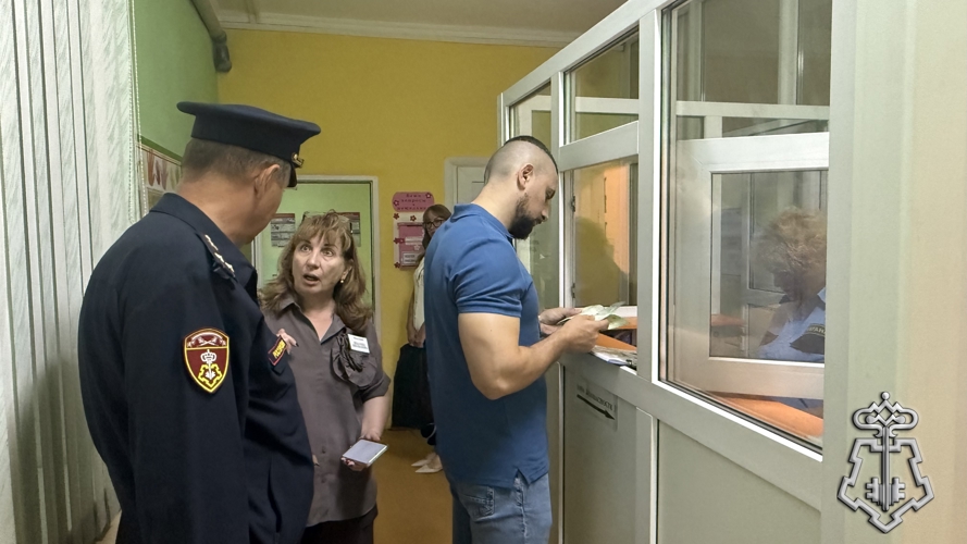  Росгвардейцы в составе комиссии проверяют готовность образовательных учреждений Белгорода к новому учебному году