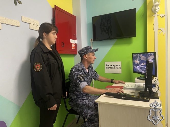 Росгвардейцы в составе комиссии проверяют готовность школ Валуйского округа к новому учебному году