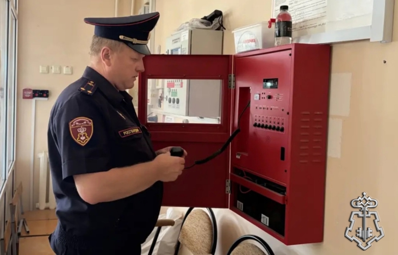  Белгородские росгвардейцы продолжают проверки избирательных участков перед выборами