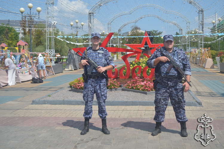 Росгвардия обеспечила общественную безопасность празднования 83-й годовщины освобождения г. Белгорода от немецко - фашистких захватчиков