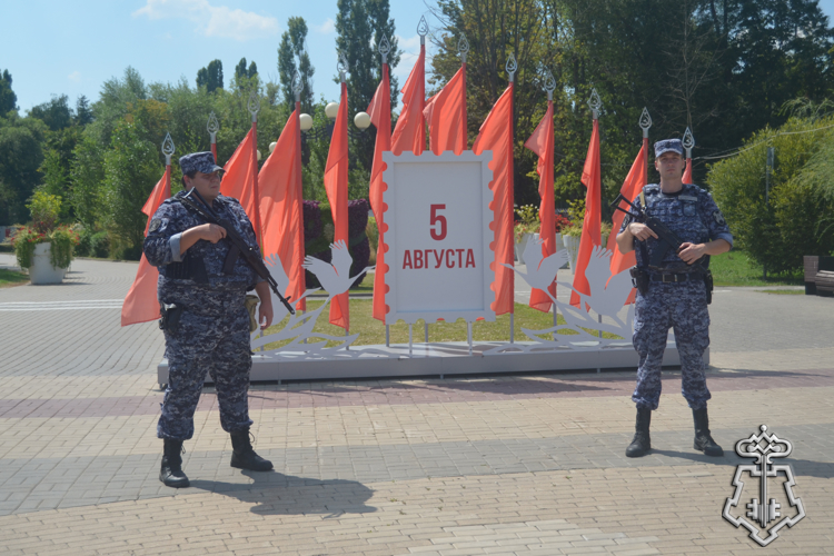 Росгвардия обеспечила общественную безопасность празднования 83-й годовщины освобождения г. Белгорода от немецко - фашистких захватчиков