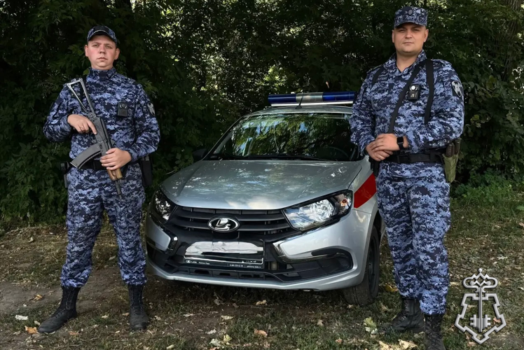 Росгвардейцы оказали помощь пожилому мужчине, пострадавшему в ДТП в Белгородской области