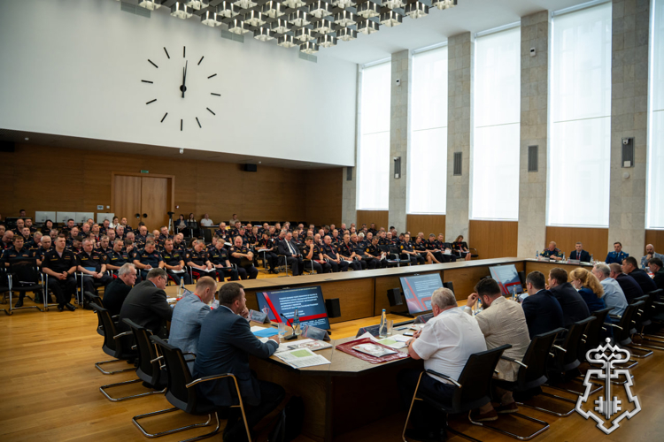 Руководитель управления вневедомственной охраны Росгвардии по Белгородской области принял участие во Всероссийском совещании-семинаре в Нижнем Новгороде (видео)