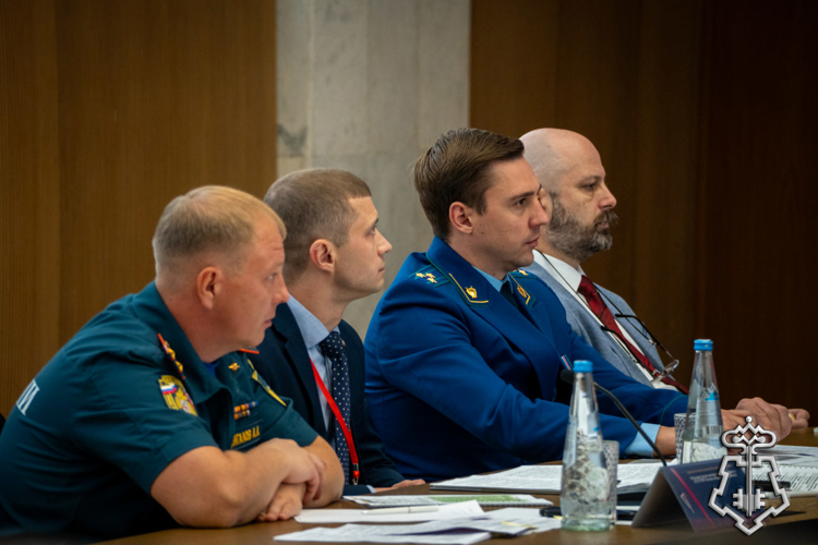 Руководитель управления вневедомственной охраны Росгвардии по Белгородской области принял участие во Всероссийском совещании-семинаре в Нижнем Новгороде (видео)