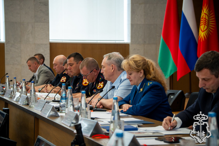 Руководитель управления вневедомственной охраны Росгвардии по Белгородской области принял участие во Всероссийском совещании-семинаре в Нижнем Новгороде (видео)