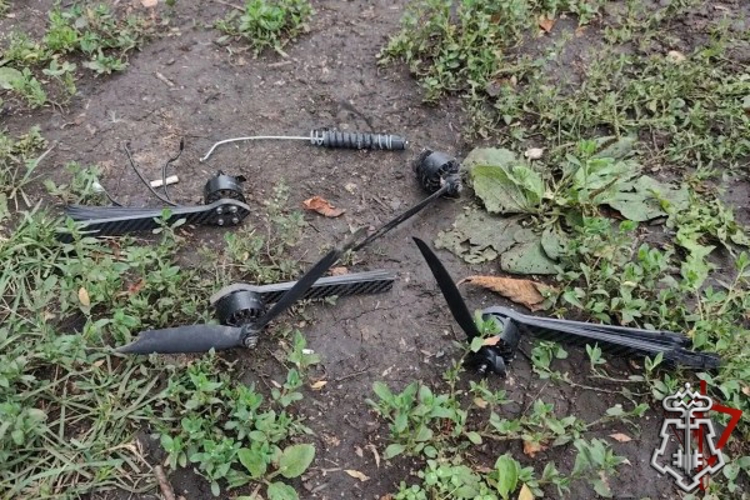 Росгвардейцы эвакуировали двух женщин и потушили пожар после атаки БПЛА в белгородском приграничье