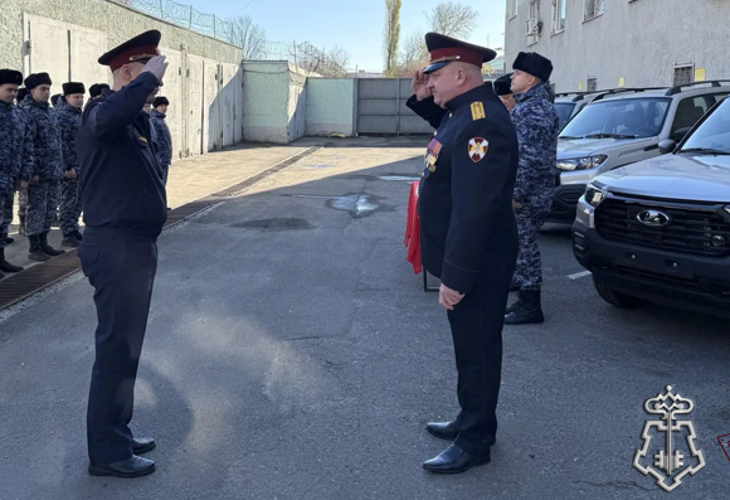 Новые служебные автомобили вручили росгвардейцам в Белгороде